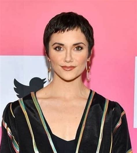 alyson stoner net worth|Alyson Stoner Facts, Bio, Wiki, Net Worth, Age, Height, Family,。